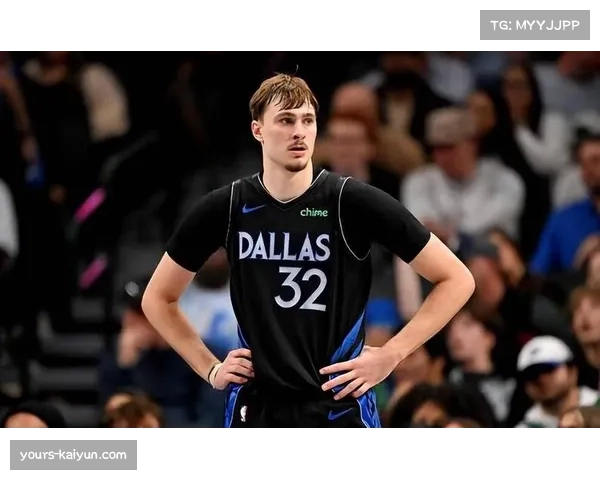 独行侠勇士战再现双标判罚 界外救球吹罚不一致引质疑