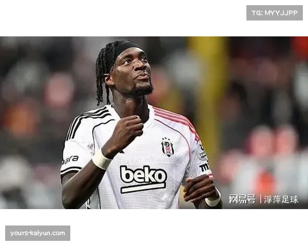 亚伯拉罕重返英超首秀表现平平维拉锋线仍需时间磨合 亚伯拉罕重返英超首秀表现平平维拉锋线仍需时间磨合